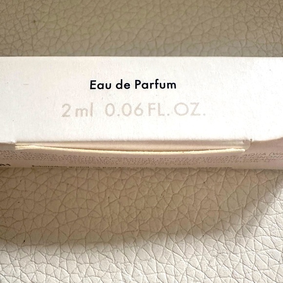 Louis Vuitton perfume sample Spell on you - Picture 2 of 3